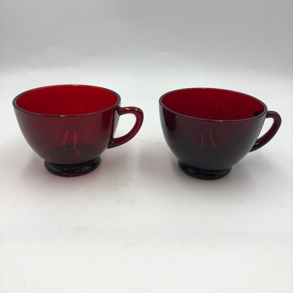 Vintage Set of 4 Ruby Red Glass Tea Cups and Saucers Set ARCOROC France - Picture 4 of 17